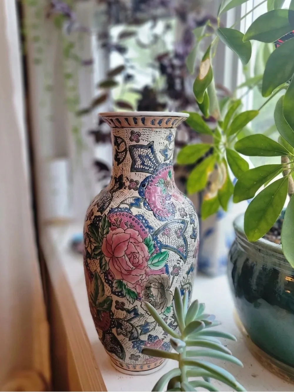 🌺VTG HANDCRAFTED CHINESE TEXTURED HANDPAINTED FLORAL DESIGN VASE